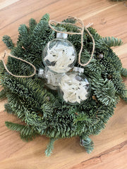 Pack 4 boules de Noël avec fleurs